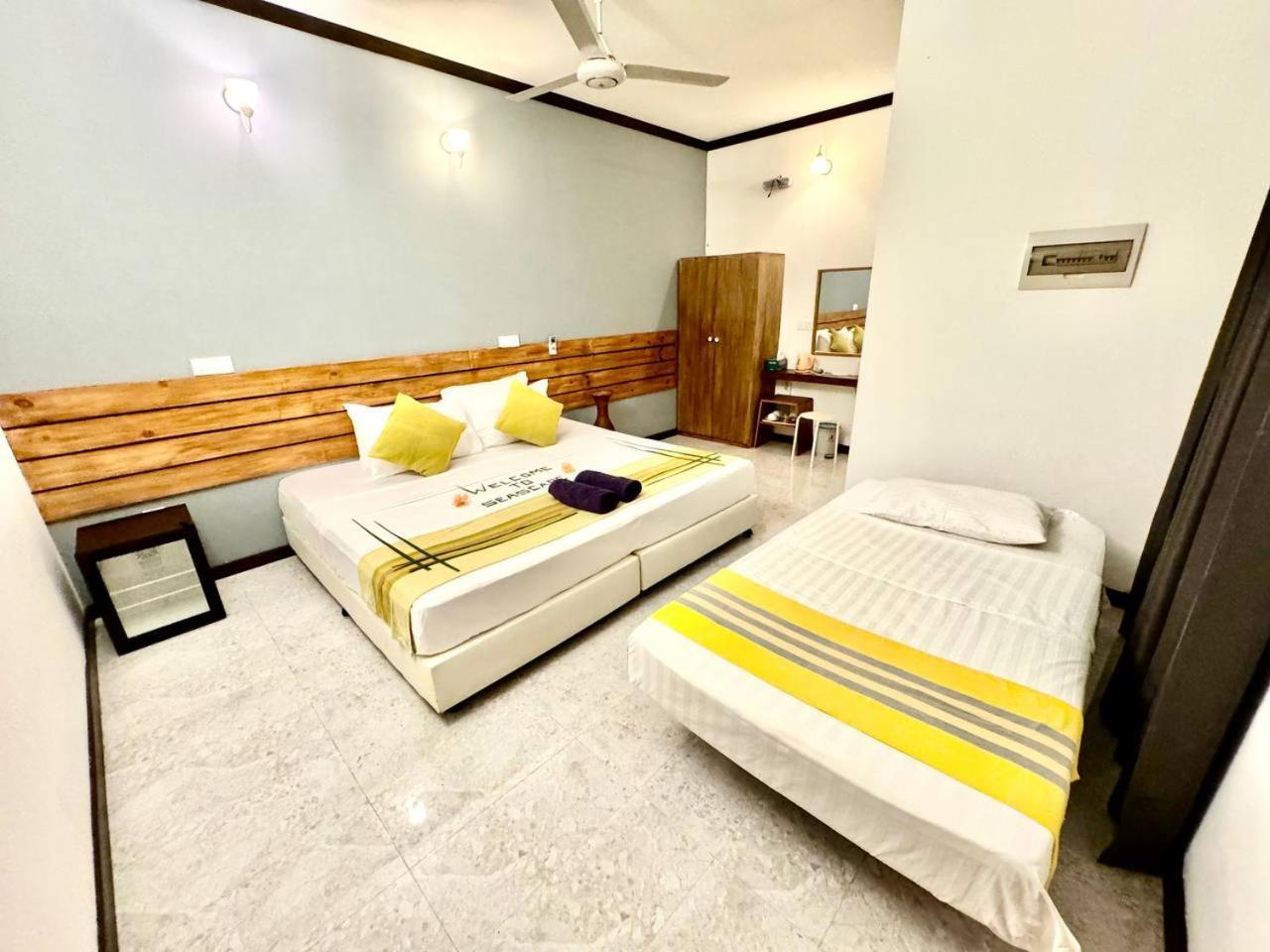 Seascape Retreats Dhigurah Hotel Dhigurah  Exterior foto