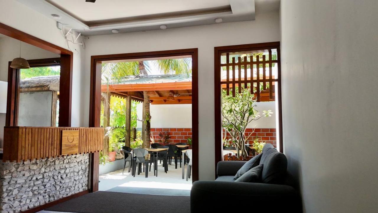 Seascape Retreats Dhigurah Hotel Dhigurah  Exterior foto